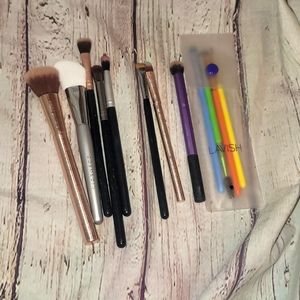 12 random brushes some new some slightly used